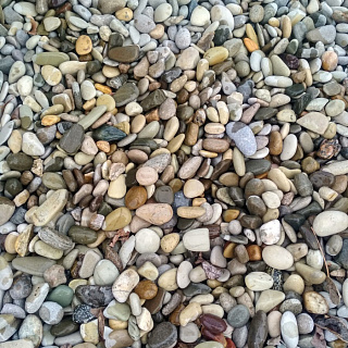 Камень декоративный речная галька 40-70 мм, пестрая, 15 кг